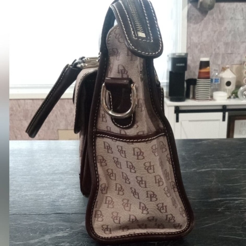Dooney & Bourke Designer Monogram Brown and Cream Purse, EUC - Picture 3 of 9